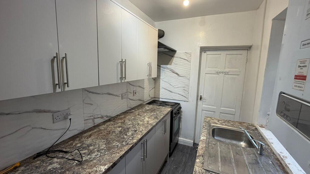 Additional image 4 of Swan Crescent, Oldbury