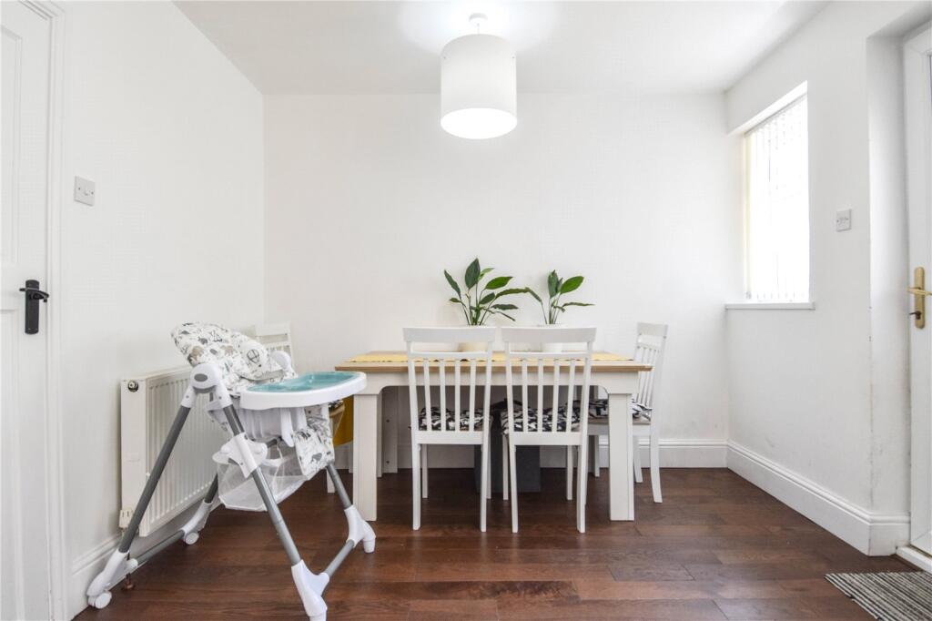 Additional image 6 of Elizabeth Crescent, Oldbury, West Midlands, B68