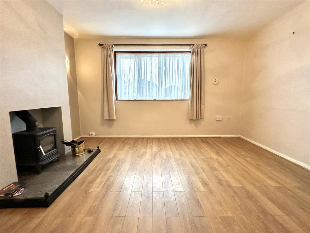 Additional image 4 of Toms Town Lane, Studley