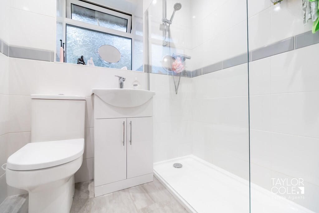 Additional image 24 of St. Andrews, Tamworth