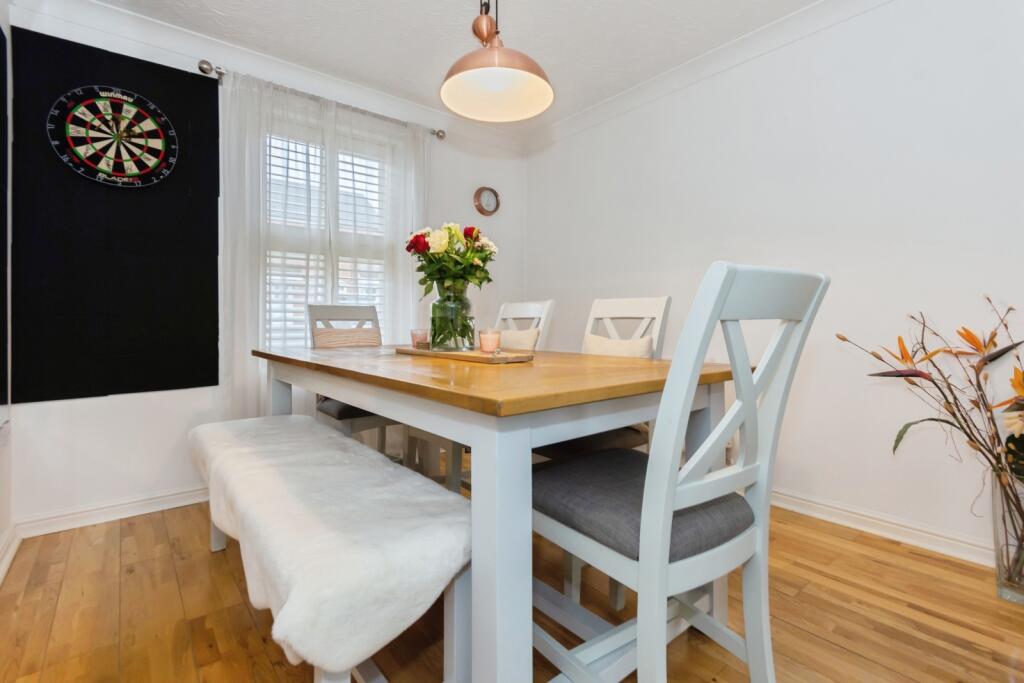 Additional image 3 of Middlewood Close, Solihull, West Midlands, B91