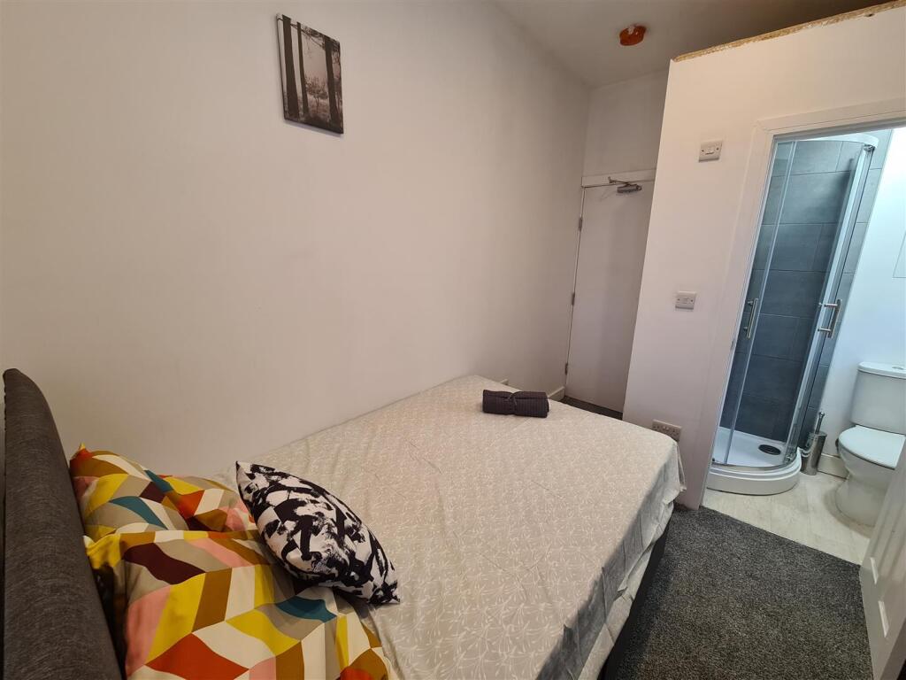 Additional image 5 of Bearwood Road, Smethwick