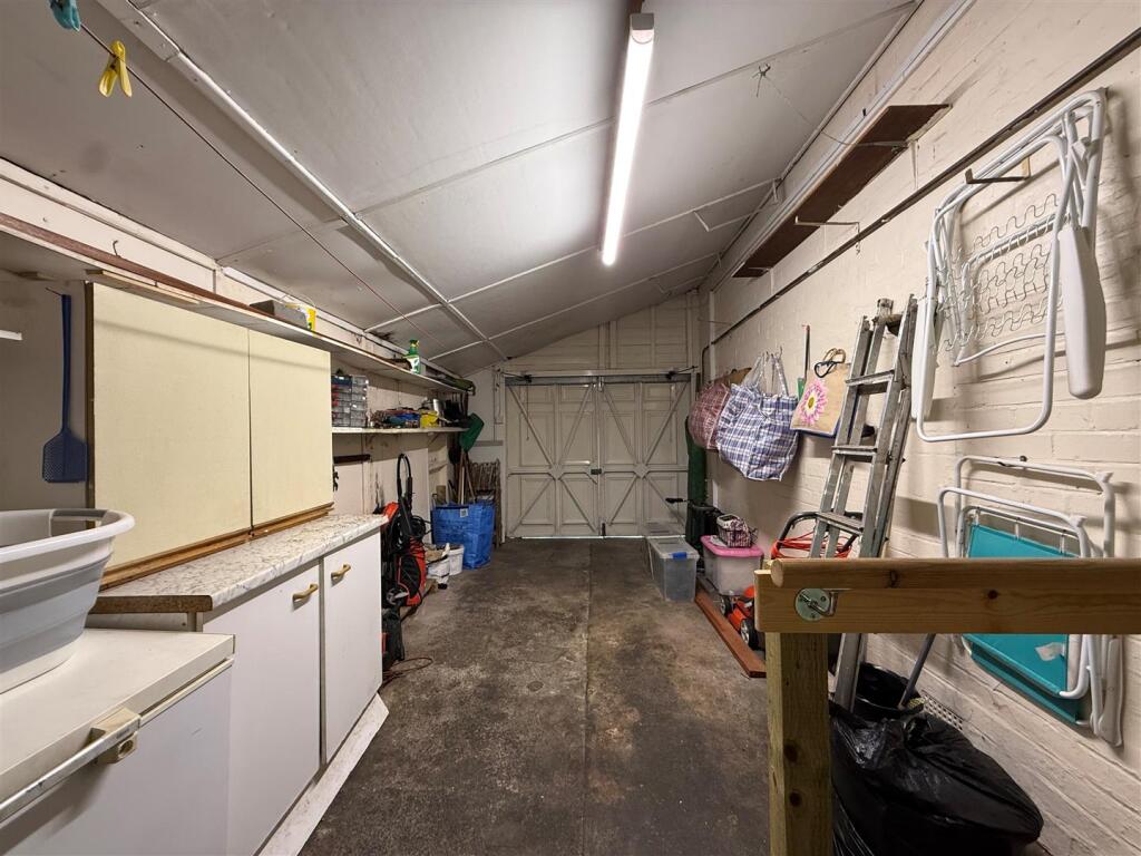 Additional image 13 of Woodbourne Road, Smethwick, West Midlands