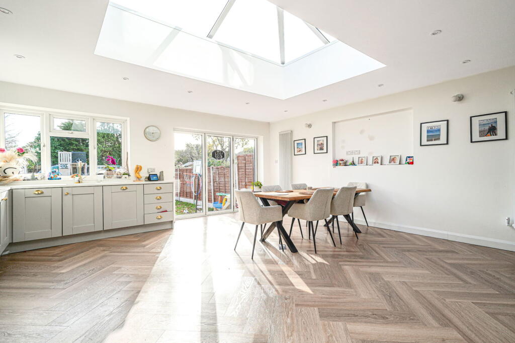 Additional image 6 of Cropthorne Road, Shirley