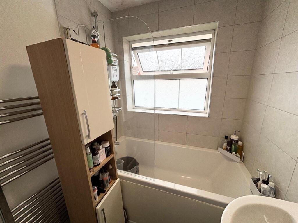 Additional image 10 of Woodbury Grove, Solihull, West Midlands