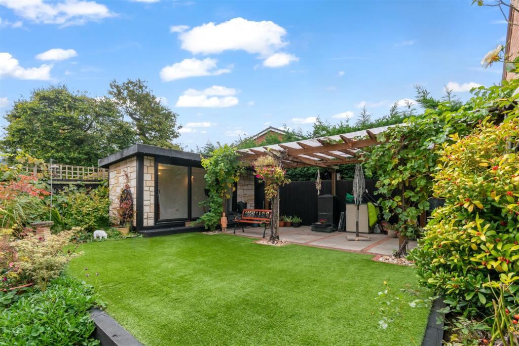 Additional image 24 of Vixen Close, Sutton Coldfield