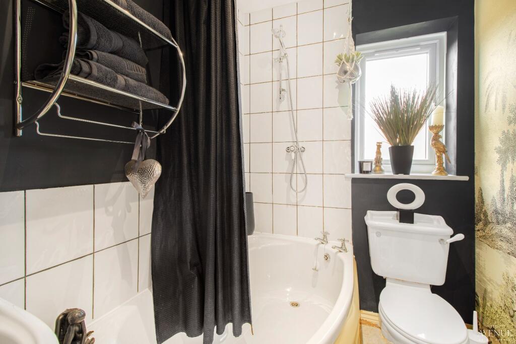 Additional image 17 of Haydock Close, Dosthill, Tamworth, B77