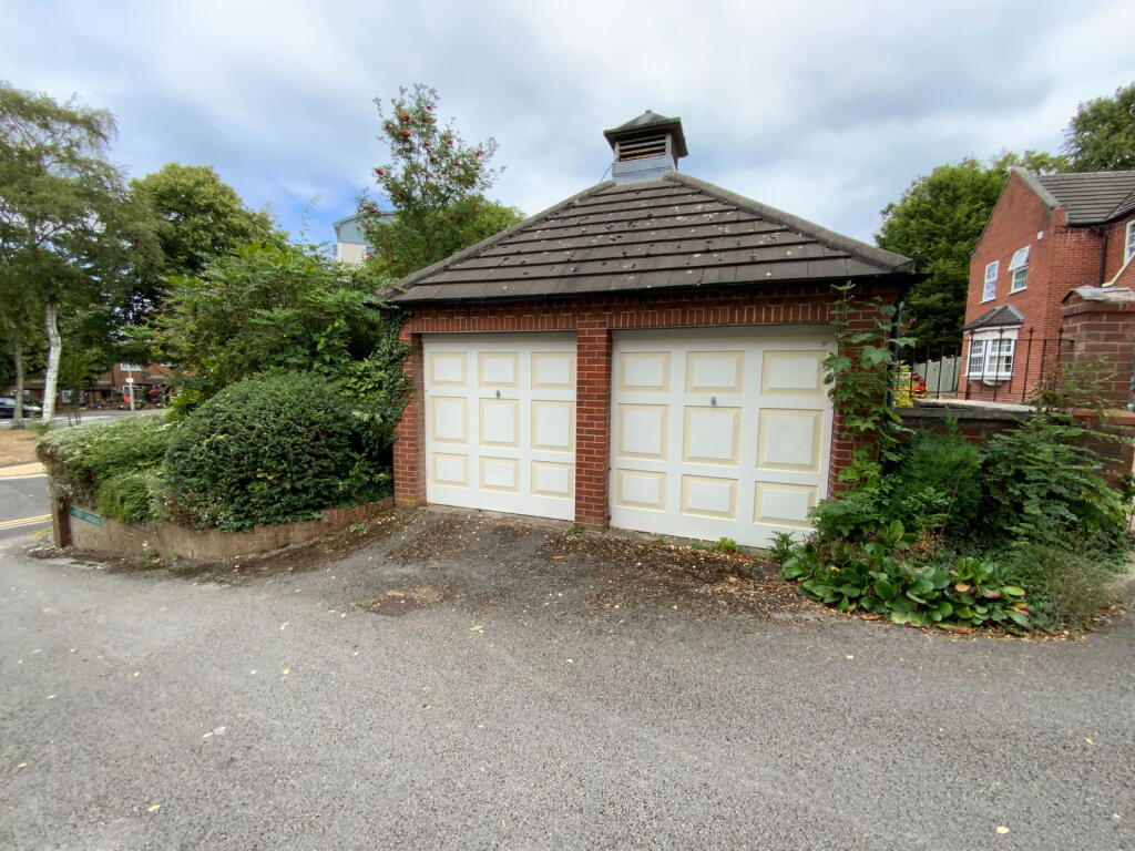 Additional image 7 of OLDBURY, The Hall, Langley Gardens