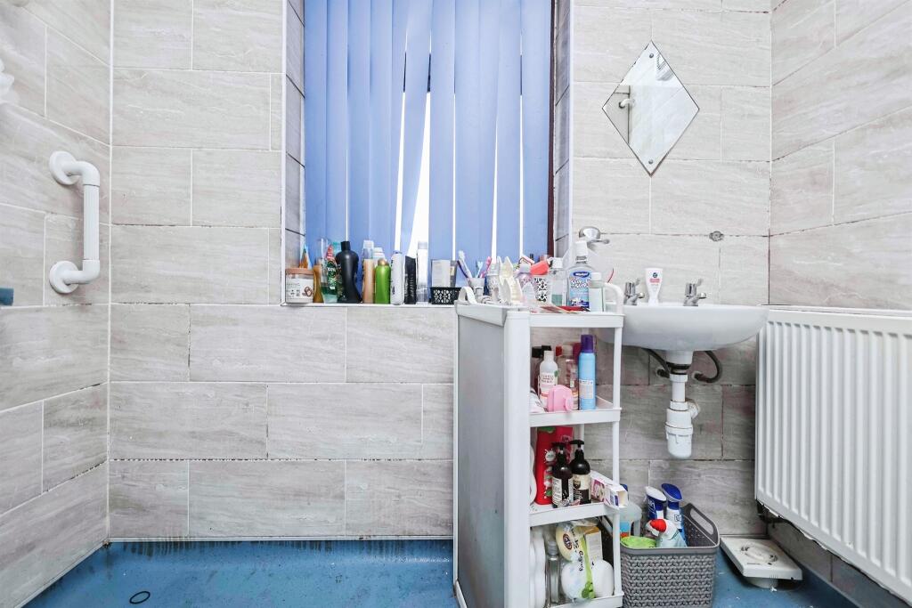 Additional image 12 of Central Avenue, Rowley Regis