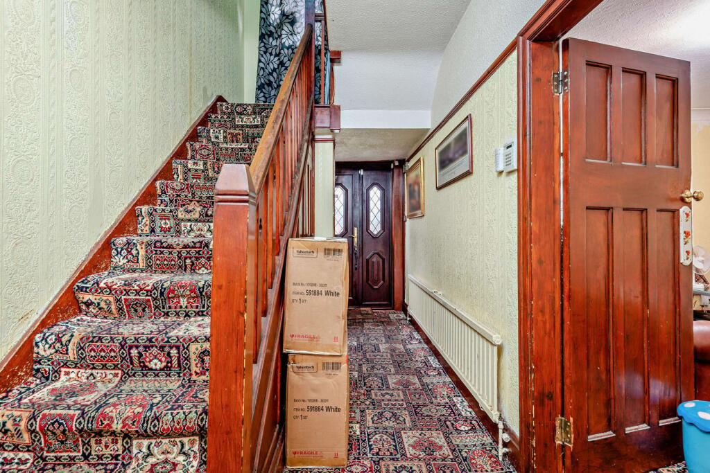 Additional image 31 of Joinings Bank, Oldbury, B68