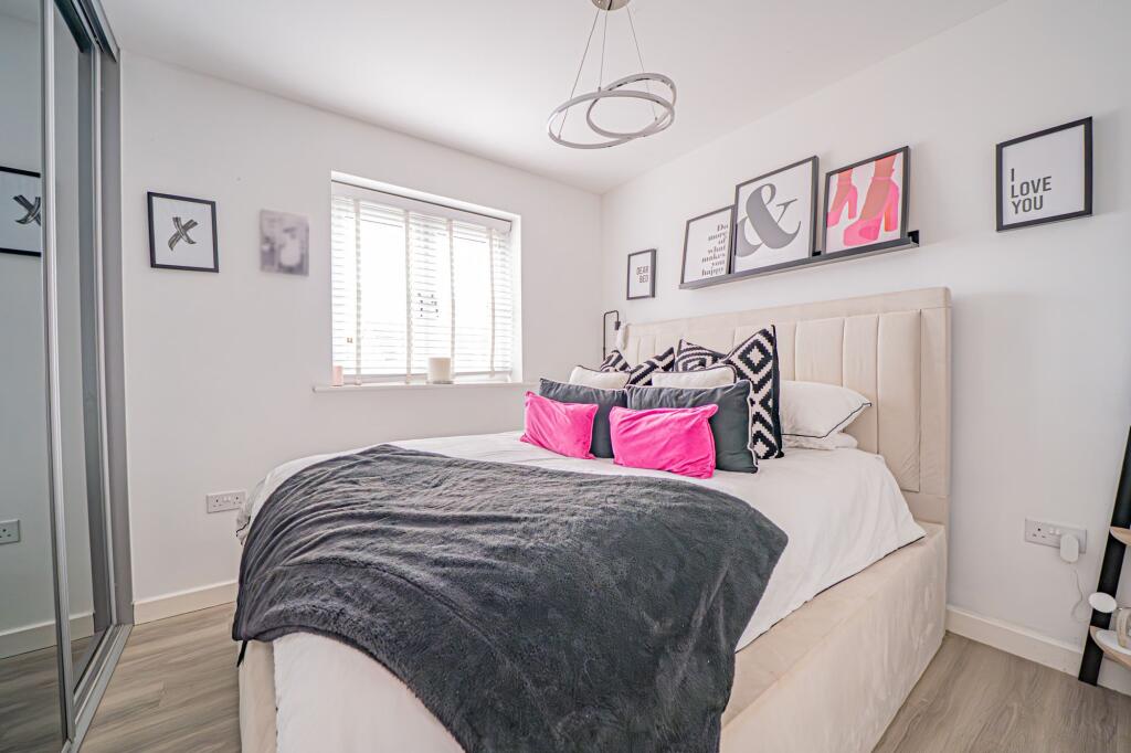 Additional image 9 of Mount Close, Cheswick Green, B90