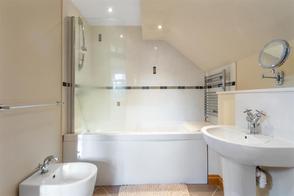 Additional image 36 of Newick Avenue, Little Aston