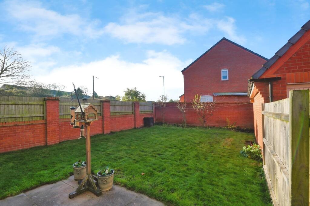 Additional image 22 of Lillingstone Avenue, Tamworth