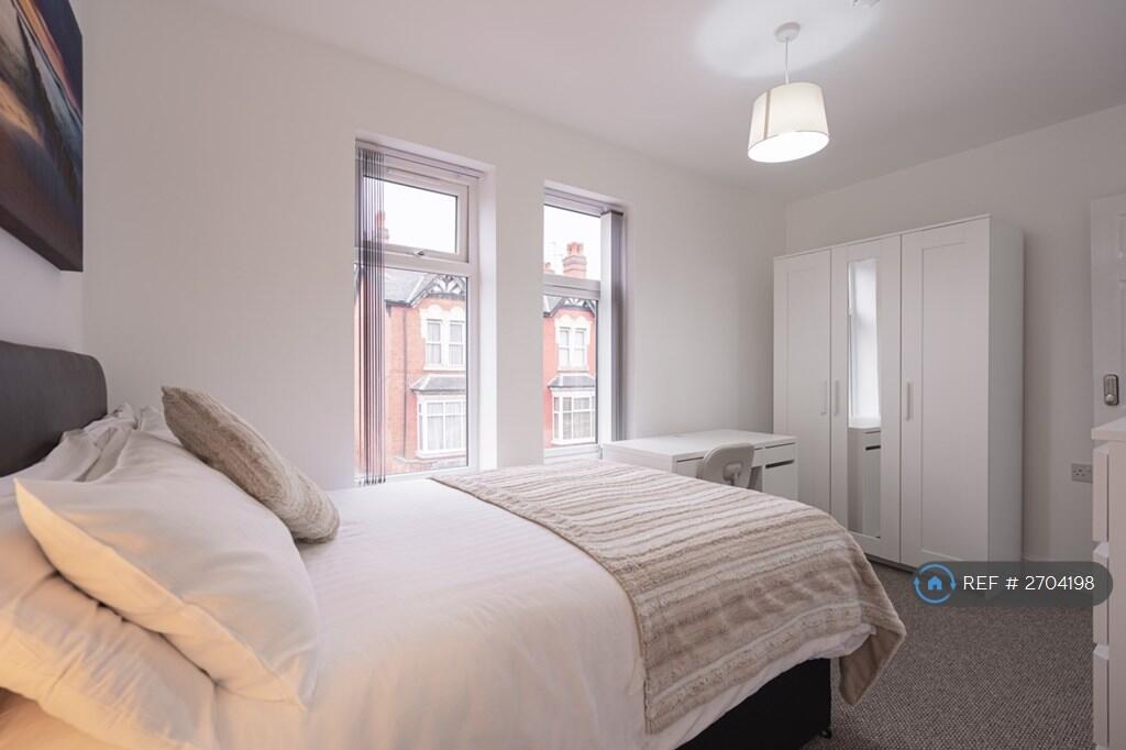 Additional image 34 of Bearwood Road, Smethwick, B66