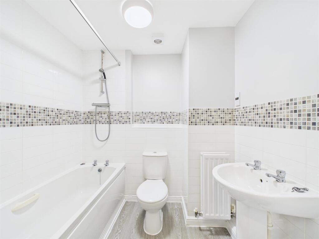 Additional image 13 of 28 Wharf Lane Solihull B91 2LE