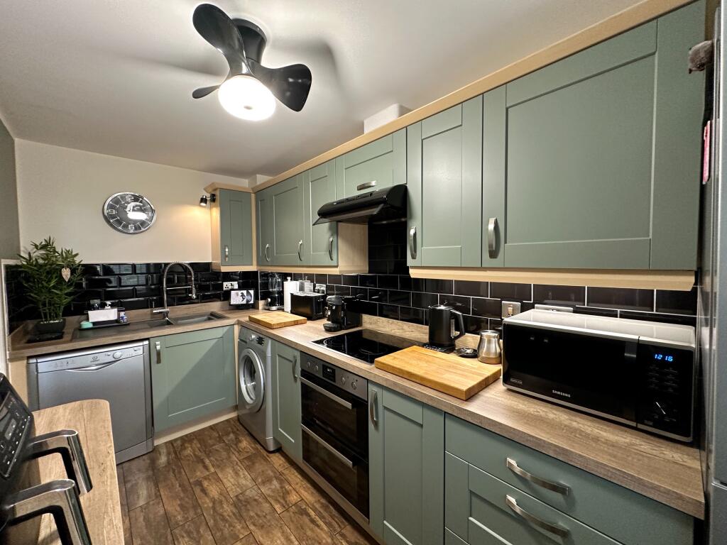 Additional image 3 of Bassett Crescent, West Bromwich, B71