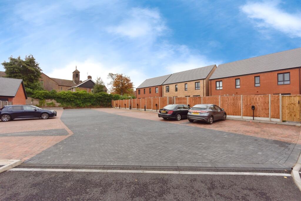 Additional image 17 of The Woodlands, OLDBURY