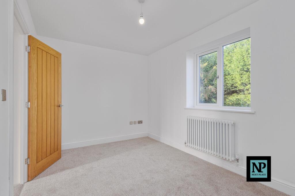 Additional image 19 of Austrey Lane, Newton Regis, B79