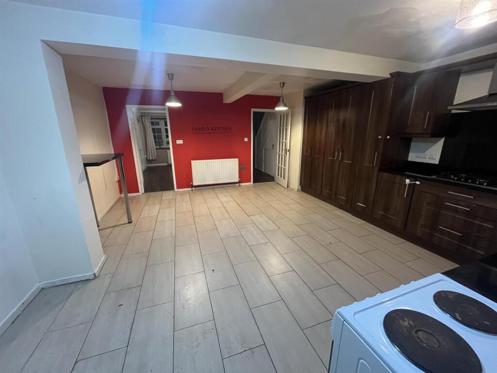 Additional image 4 of Thornwood Close, Oldbury, B68