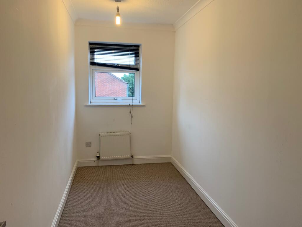 Additional image 6 of Litton, Tamworth, B77