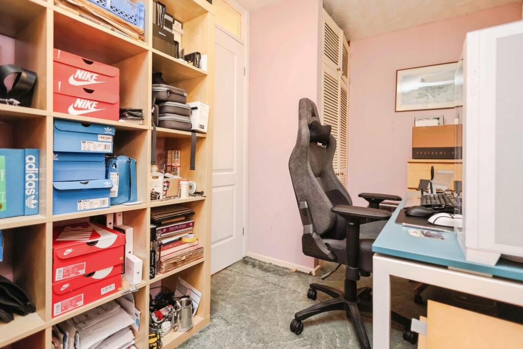 Additional image 7 of Gunstock Close, Sutton Coldfield, Birmingham, B74