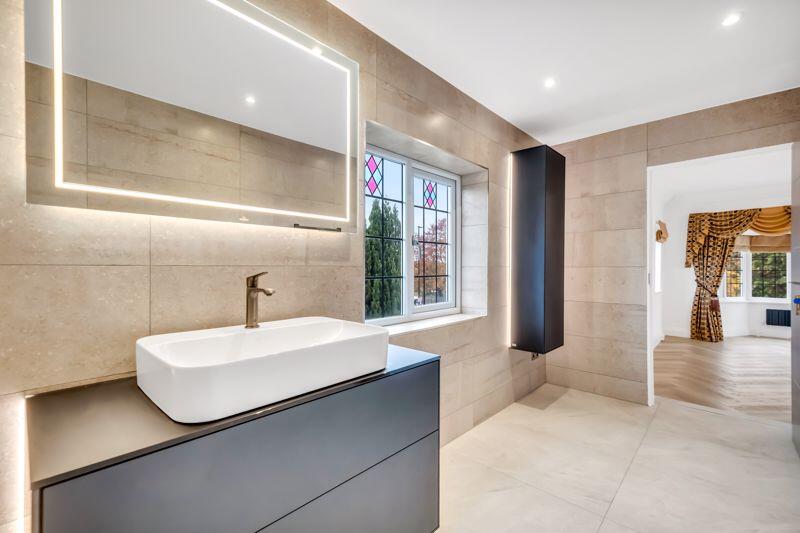 Additional image 25 of Monmouth Drive, Sutton Coldfield, B73 6JJ