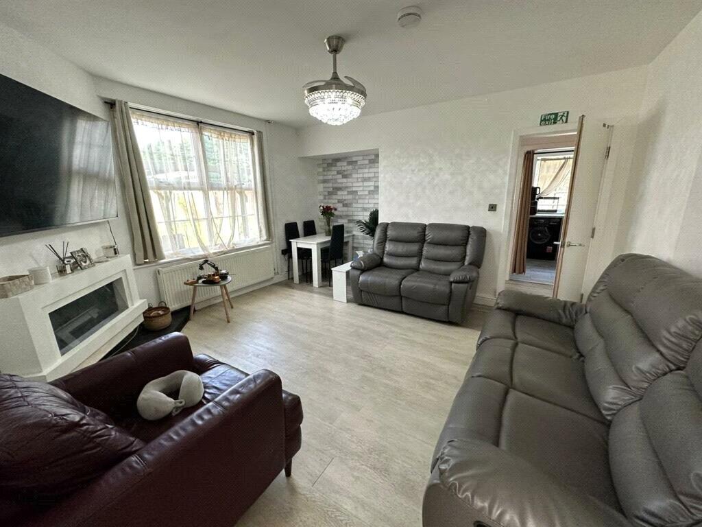 Additional image 3 of Sutton Square, Minworth, Sutton Coldfield, B76