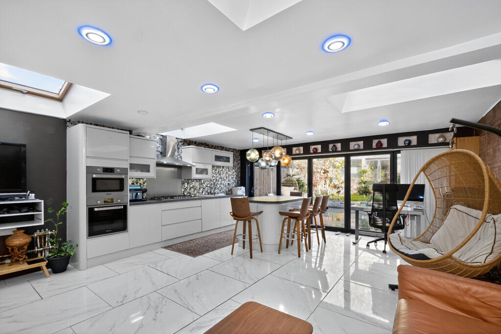 Additional image 2 of Stechford Lane, Birmingham, B8