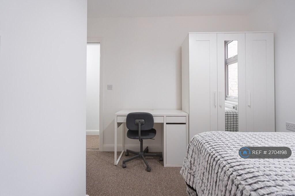 Additional image 22 of Bearwood Road, Smethwick, B66