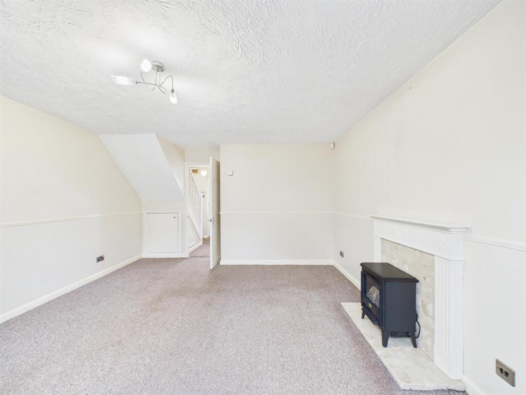 Additional image 8 of 70 Charterhouse Drive Solihull B91 3FH