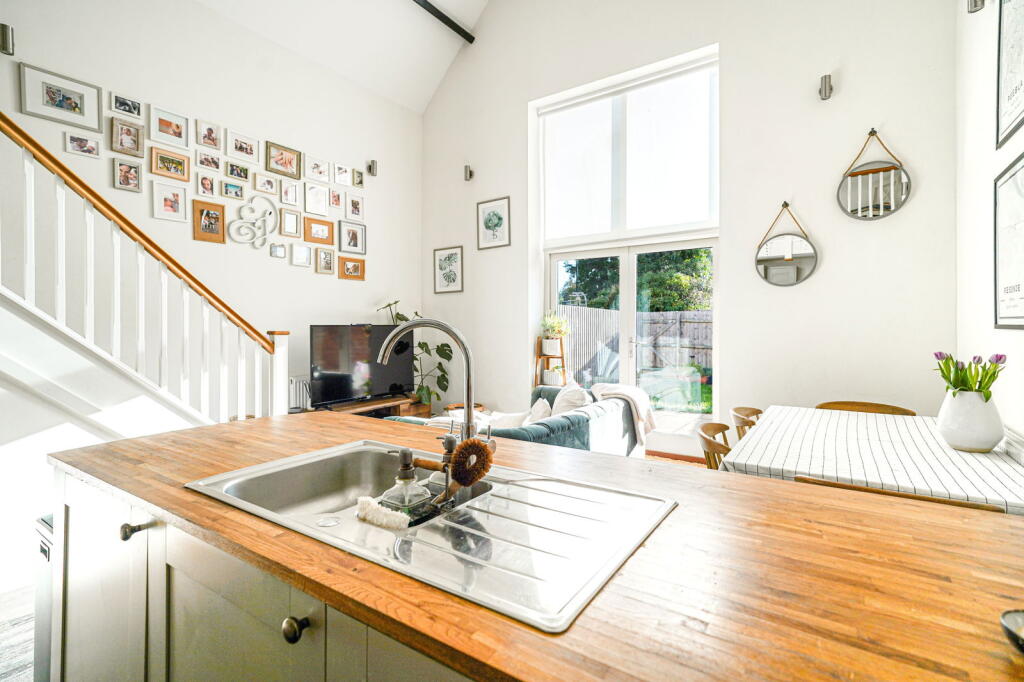 Additional image 3 of 6 Park Mews, Solihull, B91 2GH