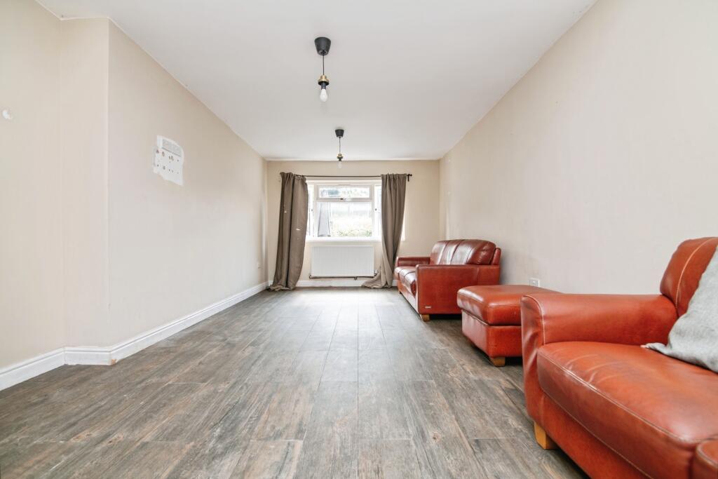 Additional image 4 of Queensway, Oldbury, B68