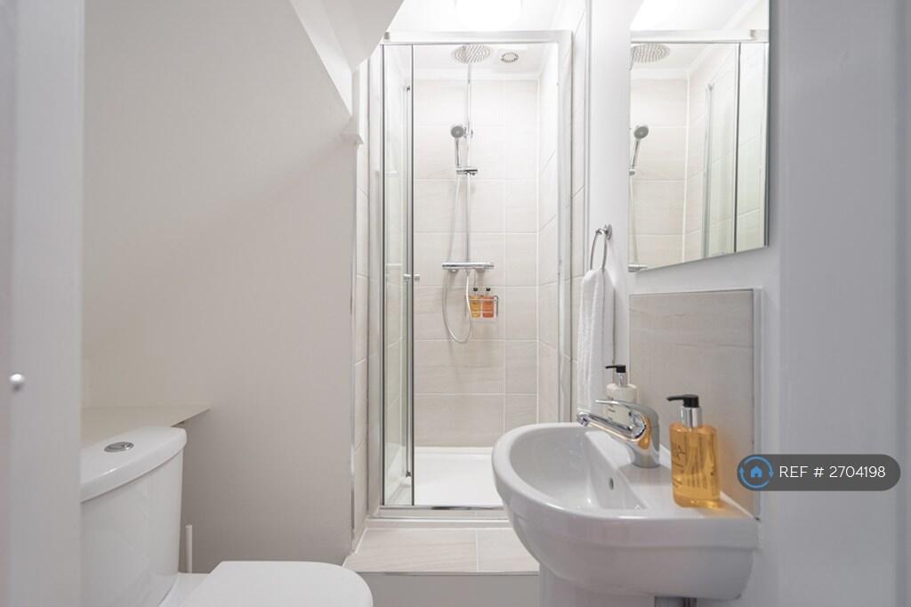 Additional image 36 of Bearwood Road, Smethwick, B66