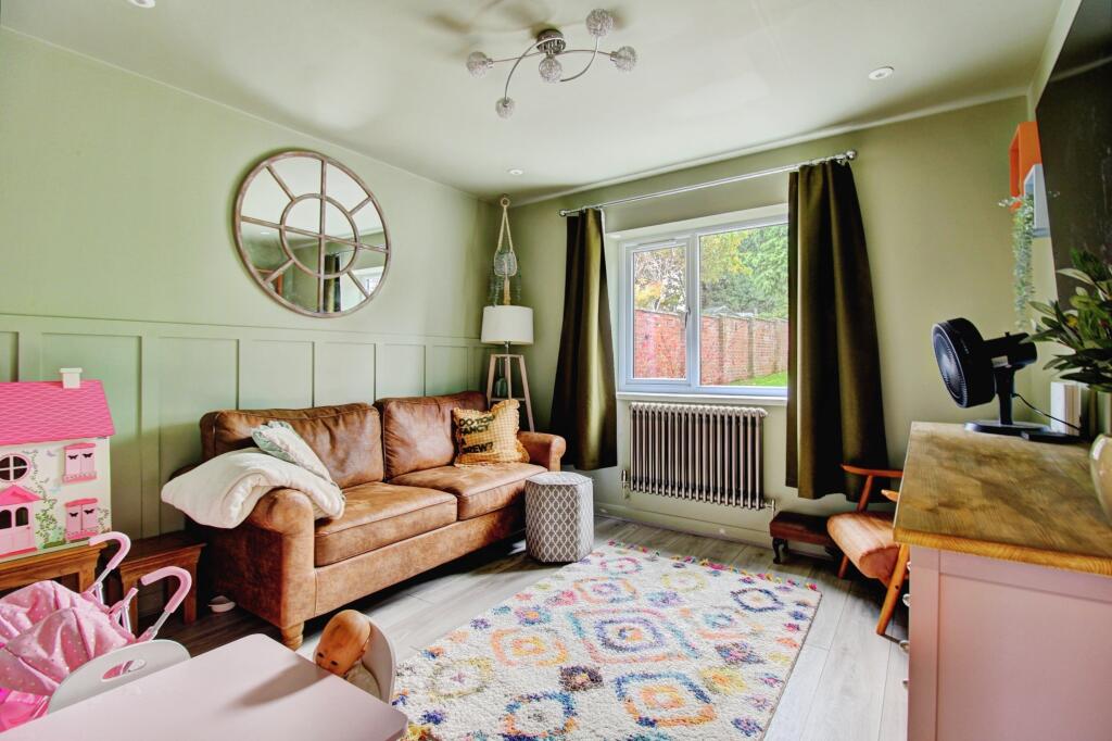 Additional image 7 of Brambling, Tamworth, B77