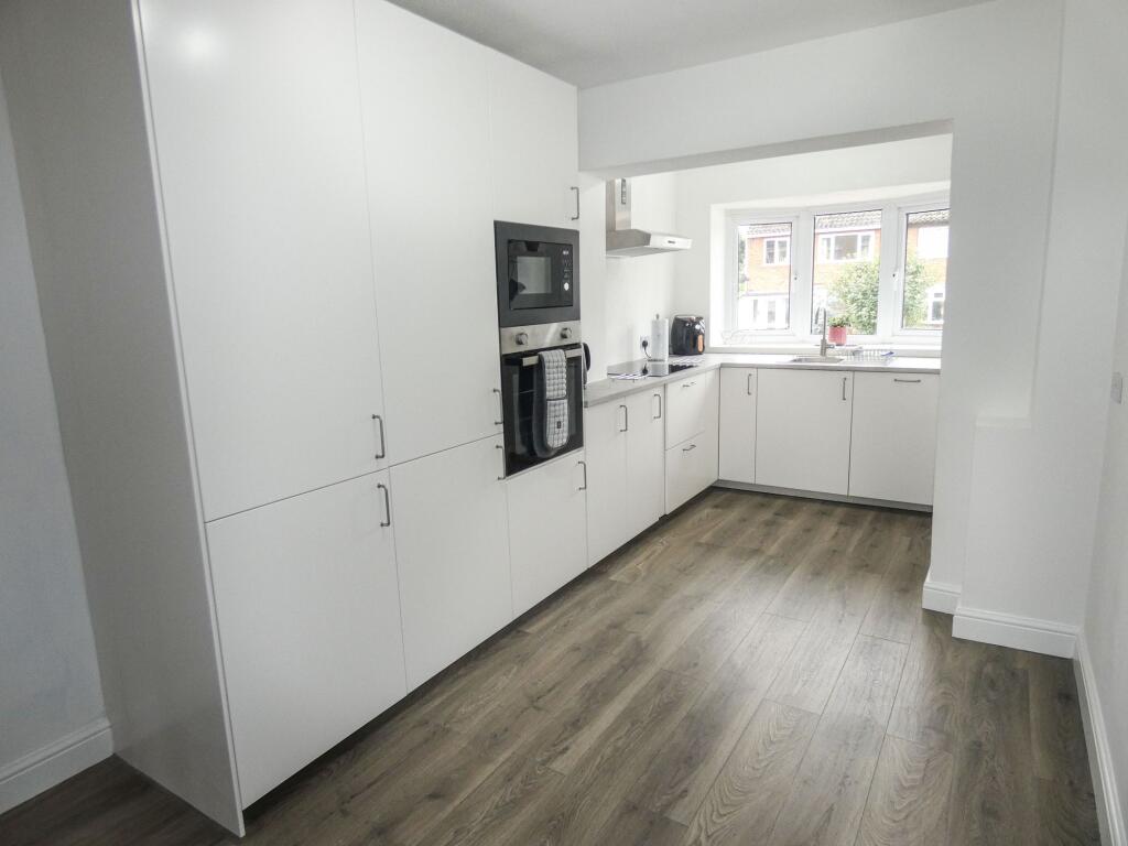 Additional image 2 of Stephenson Close, Glascote, B77