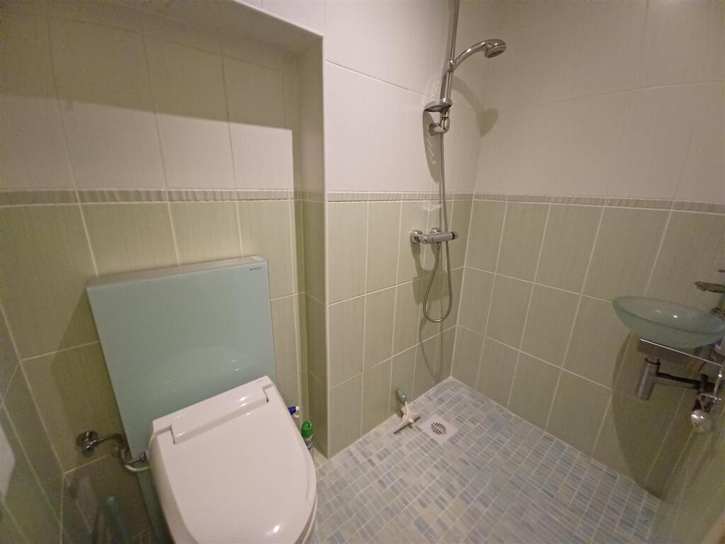 Additional image 9 of Widney Manor Road, Solihull