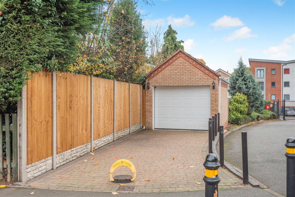 Additional image 20 of Ridgewood Drive, Sutton Coldfield