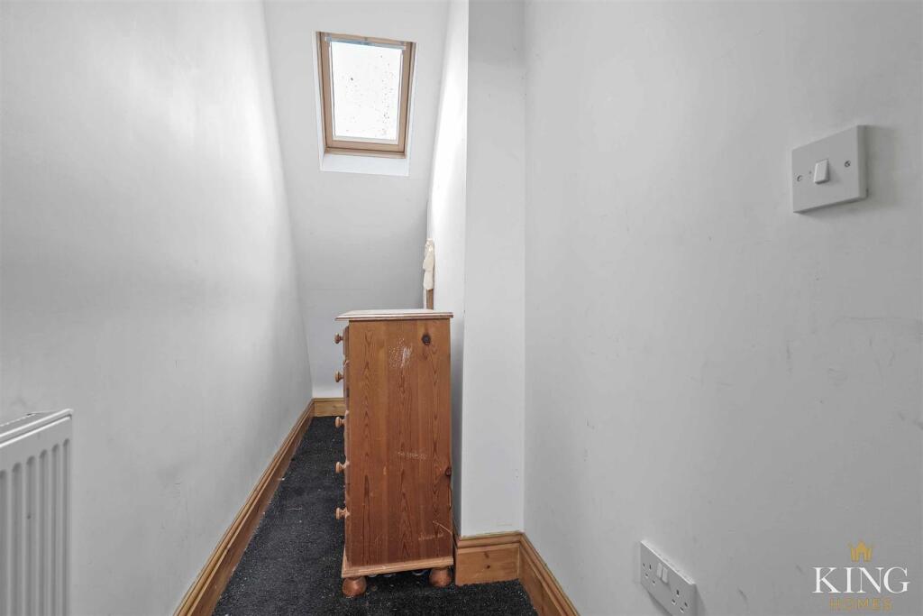 Additional image 21 of Holt Road, Studley