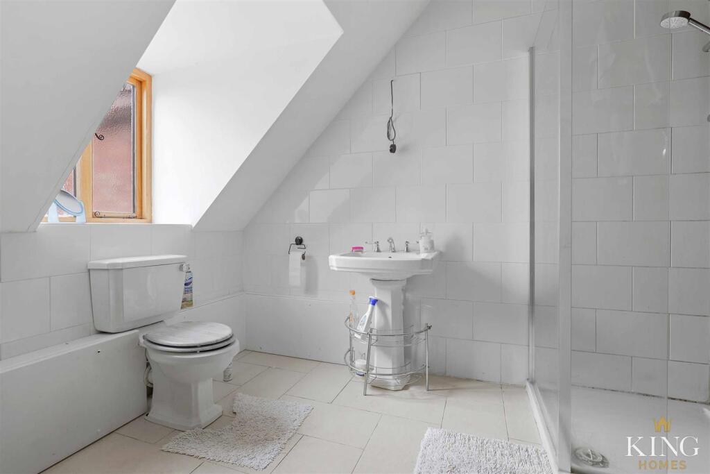 Additional image 20 of Holt Road, Studley