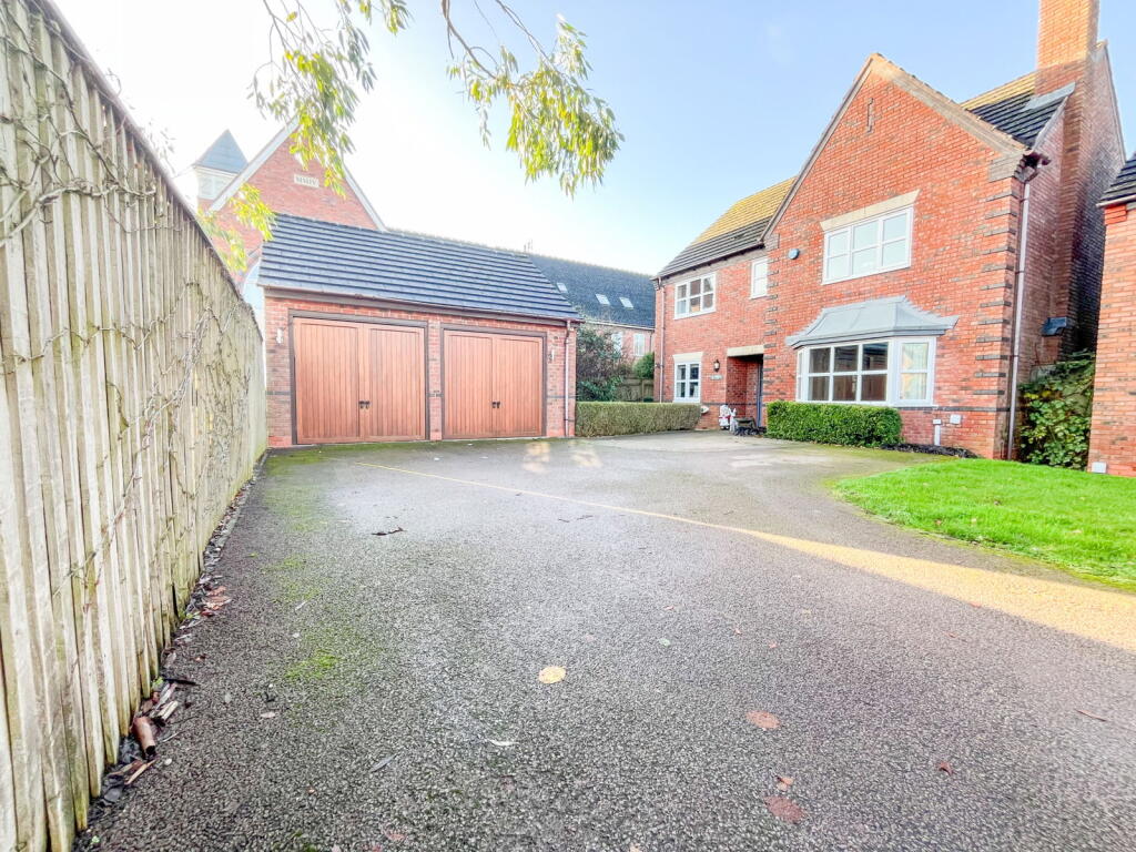 Additional image 29 of Whitchurch Lane, Dickens Heath B90