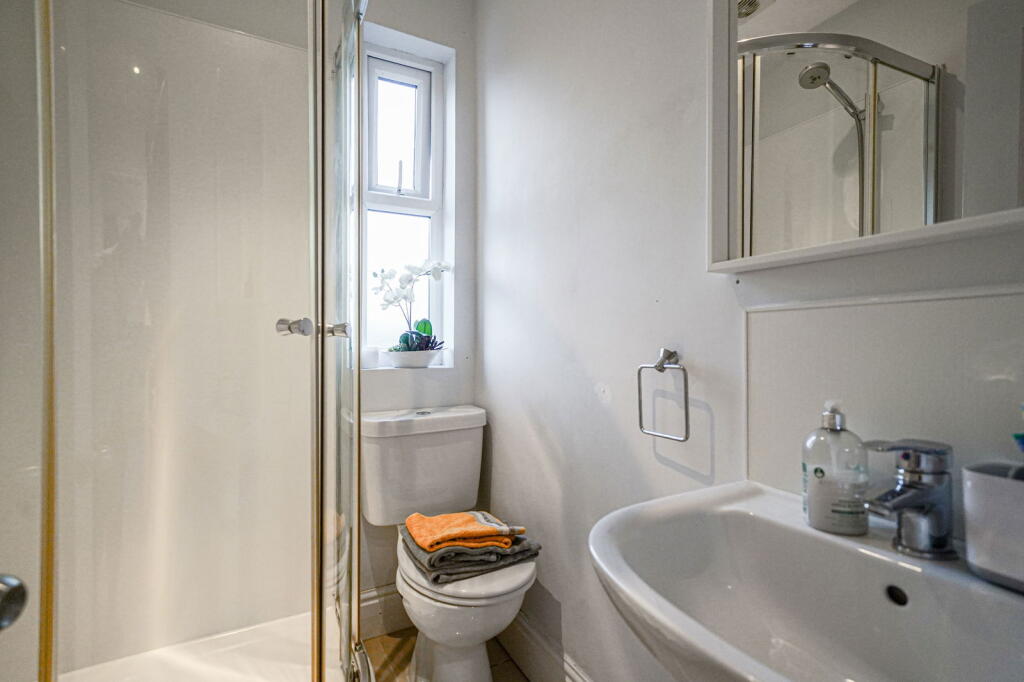 Additional image 18 of School Road, Shirley