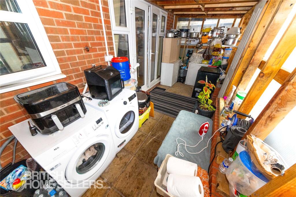 Additional image 9 of Ward Close, Birmingham, West Midlands, B8