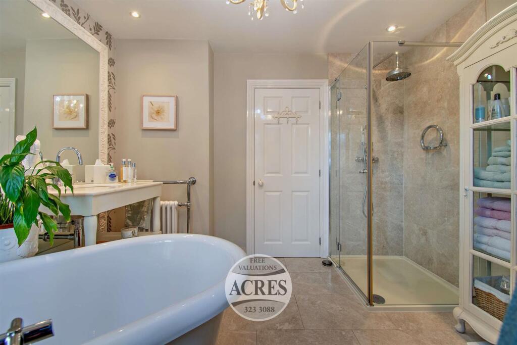 Additional image 30 of Newick Avenue, Little Aston Park