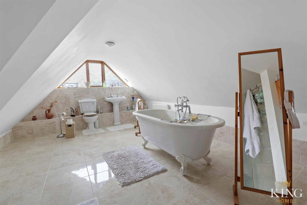 Additional image 15 of Holt Road, Studley