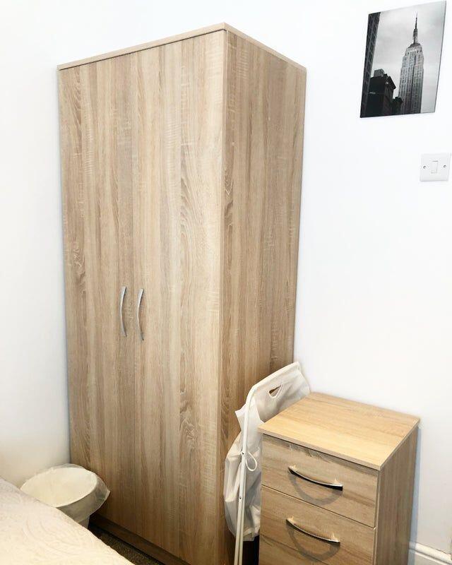 Additional image 3 of Room 4, 2 Hill Top