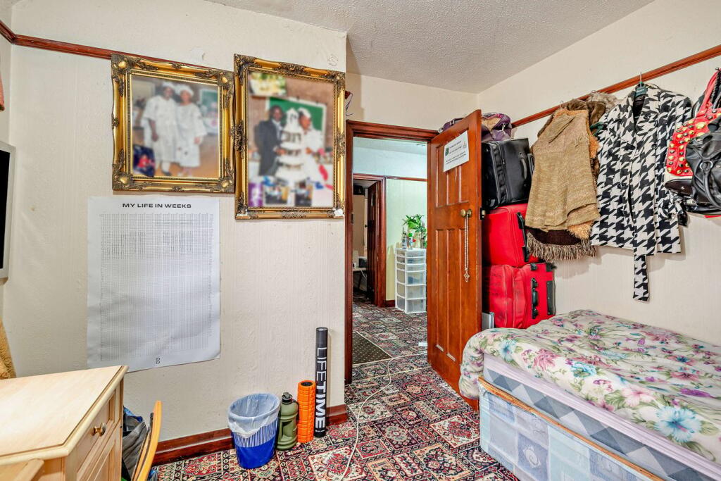 Additional image 22 of Joinings Bank, Oldbury, B68