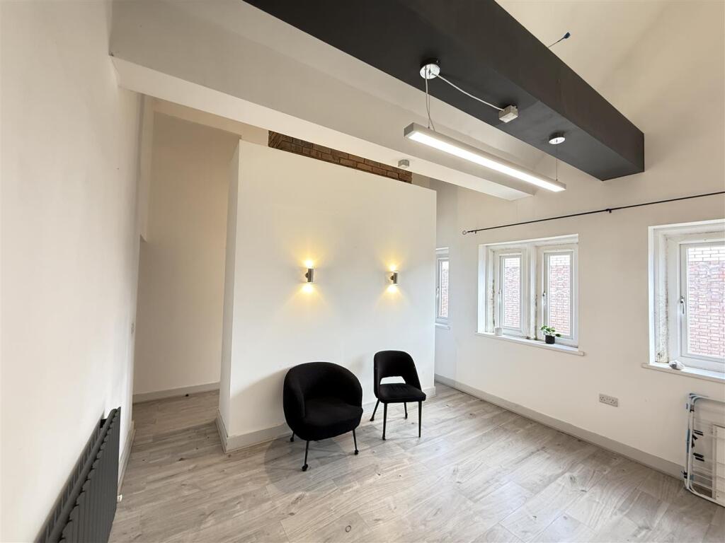 Additional image 6 of THREE Bedroom- Black Lake, West Bromwich