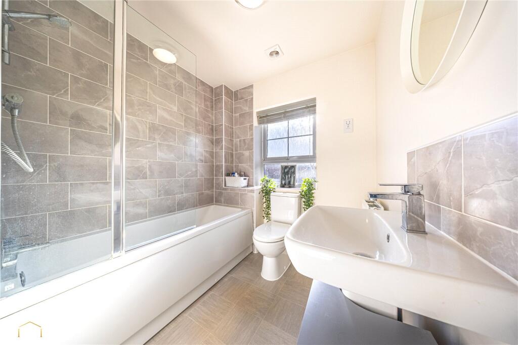 Additional image 15 of Bingley Avenue, Tamworth, Staffordshire, B78