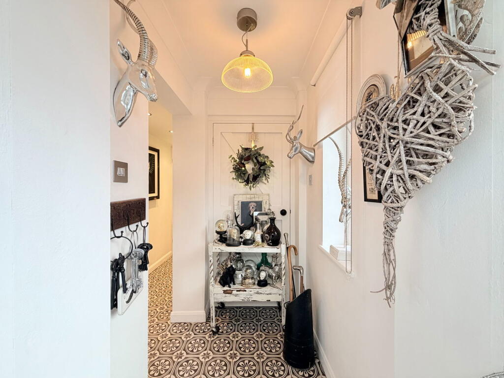 Additional image 12 of Haslucks Green Road, Shirley, B90 1DX