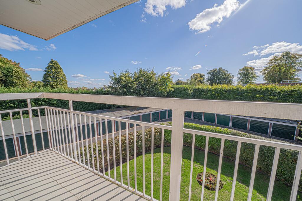 Additional image 6 of Hampton Lane, Woodlawn Hampton Lane, B91